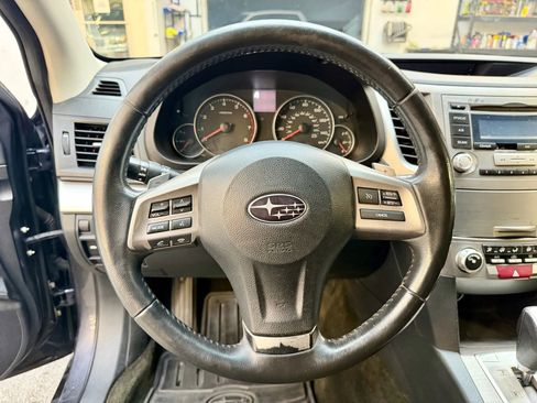 Used 2013 Subaru Outback 2.5i Premium w/ Popular Pkg 1B image 11