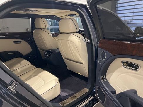Used 2019 Bentley Mulsanne image 64