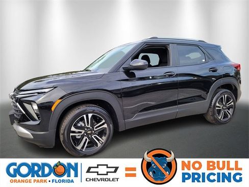 New 2025 Chevrolet TrailBlazer LT w/ Convenience Package image 1