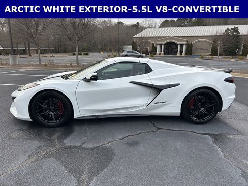 Used 2023 Chevrolet Corvette Z06 image 8