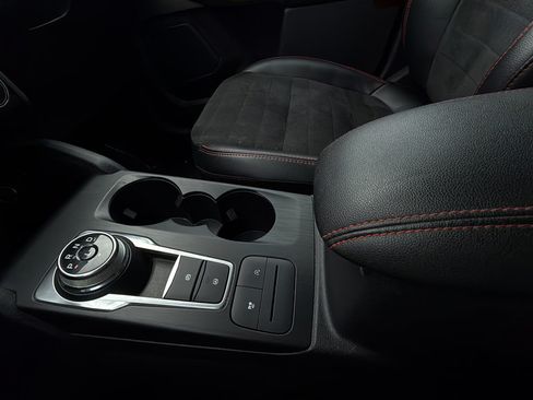 Used 2022 Ford Escape SEL w/ SEL Stealth AWD Package image 20