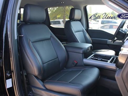 New 2026 Ford F250 Lariat w/ Black Appearance Package AWD/4WD image 7