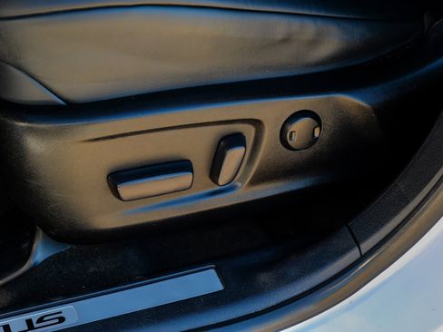 Used 2022 Lexus RX 450h F Sport image 36