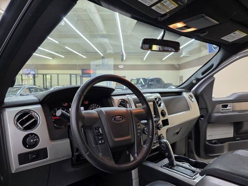 Used 2014 Ford F150 FX4 w/ Equipment Group 402A Luxury AWD/4WD image 17