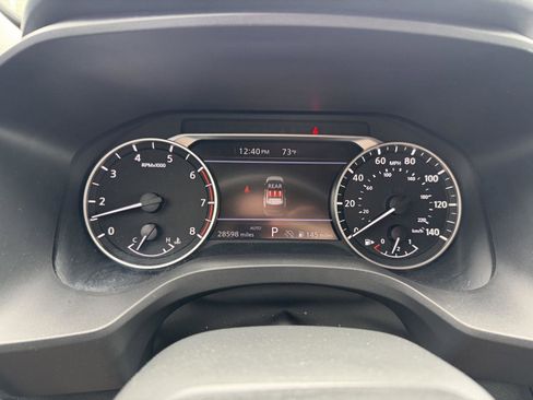 Used 2025 Nissan Rogue SV image 10