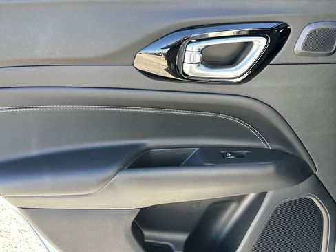 Used 2023 Jeep Compass High Altitude w/ Driver Assist Group I image 23