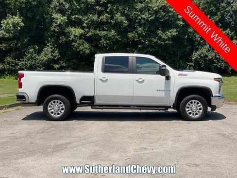 Used 2020 Chevrolet Silverado 2500 LT w/ Z71 Off-Road Package AWD/4WD image 8