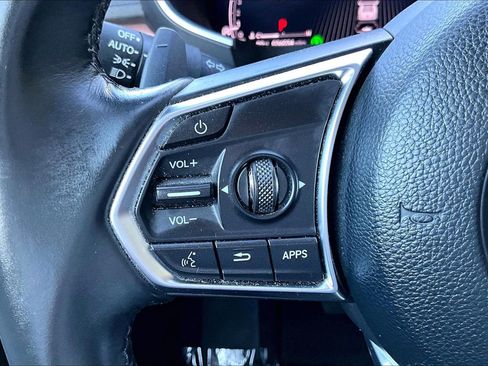 Used 2023 Acura MDX SH-AWD w/ Technology Package image 17