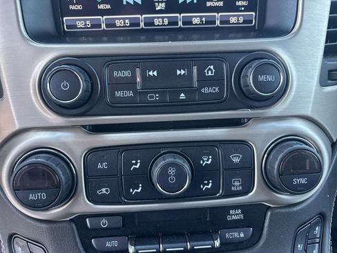 Used 2020 GMC Yukon XL Denali w/ Open Road Package AWD/4WD image 33