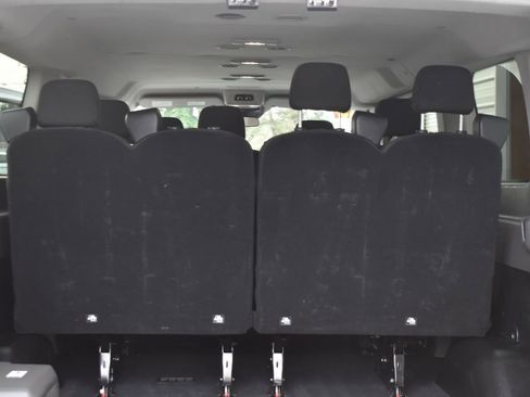 Used 2023 Ford Transit 350 XLT image 9