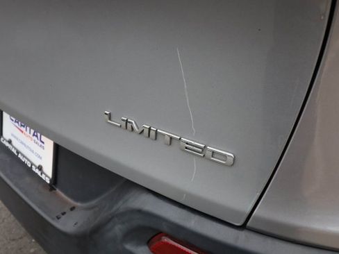 Used 2015 Jeep Cherokee Limited w/ Luxury Group image 28