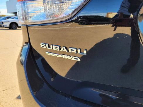 Used 2024 Subaru Forester Limited image 11