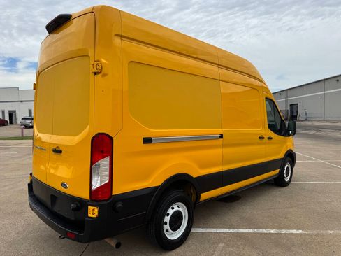 Used 2023 Ford Transit 250 148 High Roof w/ Load Area Protection Package RWD image 5