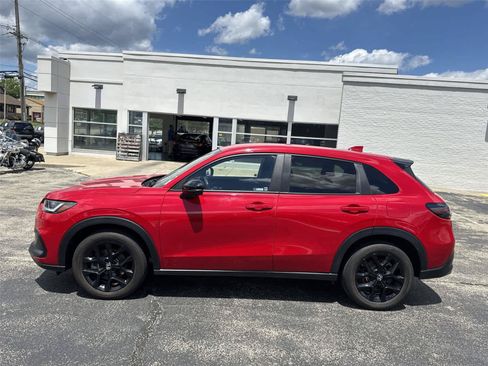 Used 2024 Honda HR-V Sport image 2