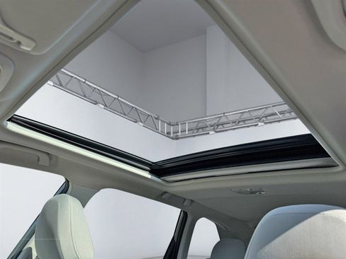 Used 2019 Subaru Forester Premium image 17