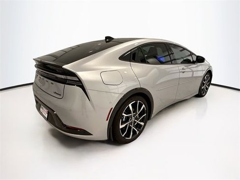 New 2024 Toyota Prius Prime Premium image 6