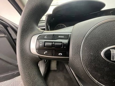 Used 2021 Kia K5 LXS FWD image 17