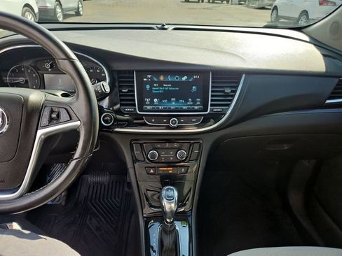 Used 2019 Buick Encore Preferred image 17