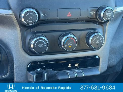 Used 2024 RAM 2500 Big Horn image 16