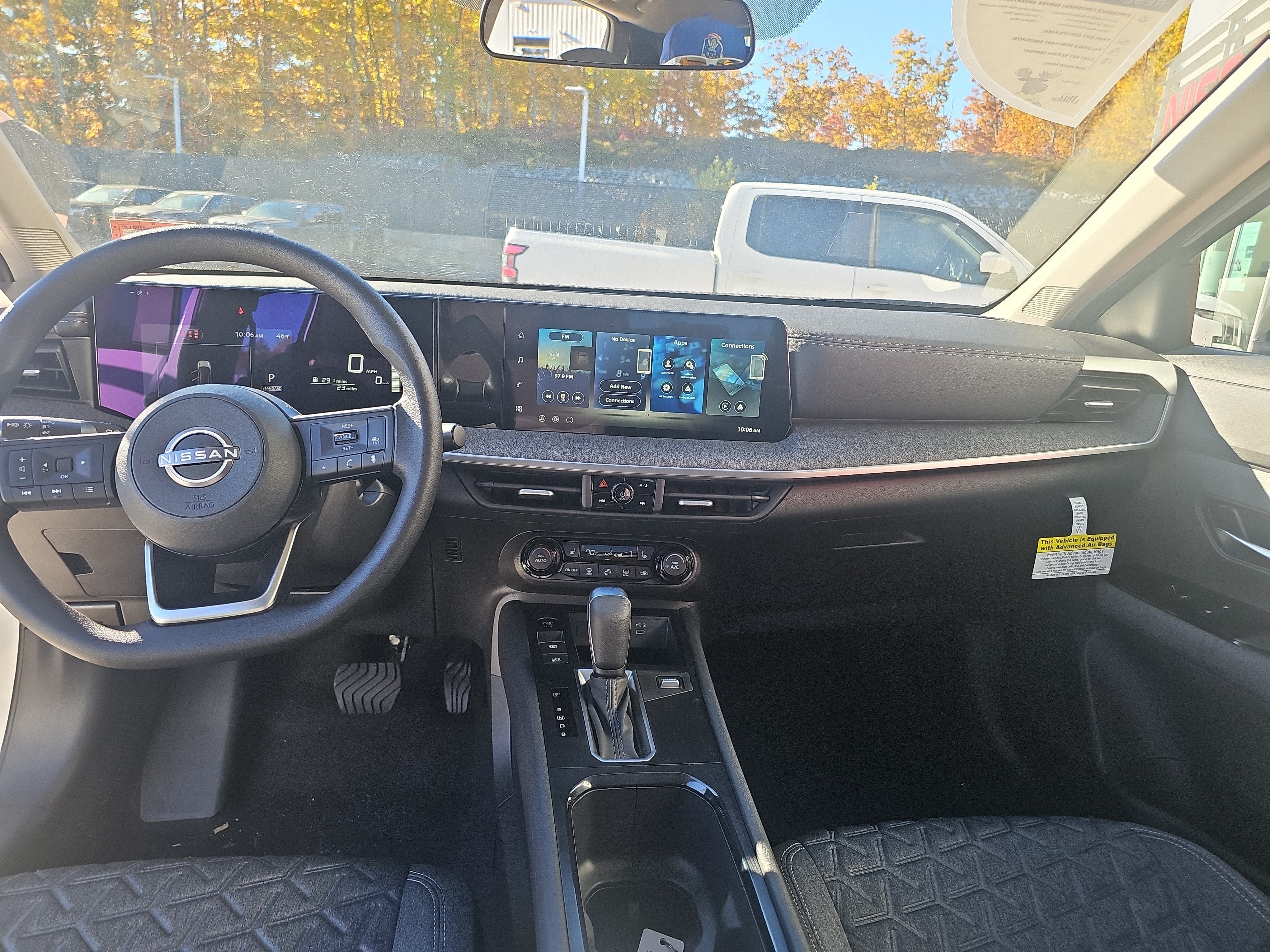 New 2027 Nissan Kicks SV w/ SV Premium Package AWD/4WD image 3