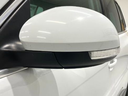 Used 2017 Volkswagen Tiguan Wolfsburg Edition image 14