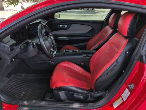 Used 2024 Ford Mustang Coupe RWD image 18