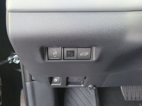 New 2026 Toyota RAV4 XSE w/ Panoramic Sun Roof Package AWD/4WD image 15
