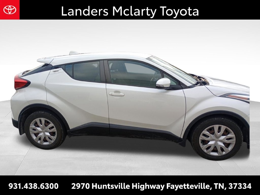 Used 2021 Toyota C-HR LE FWD image 4
