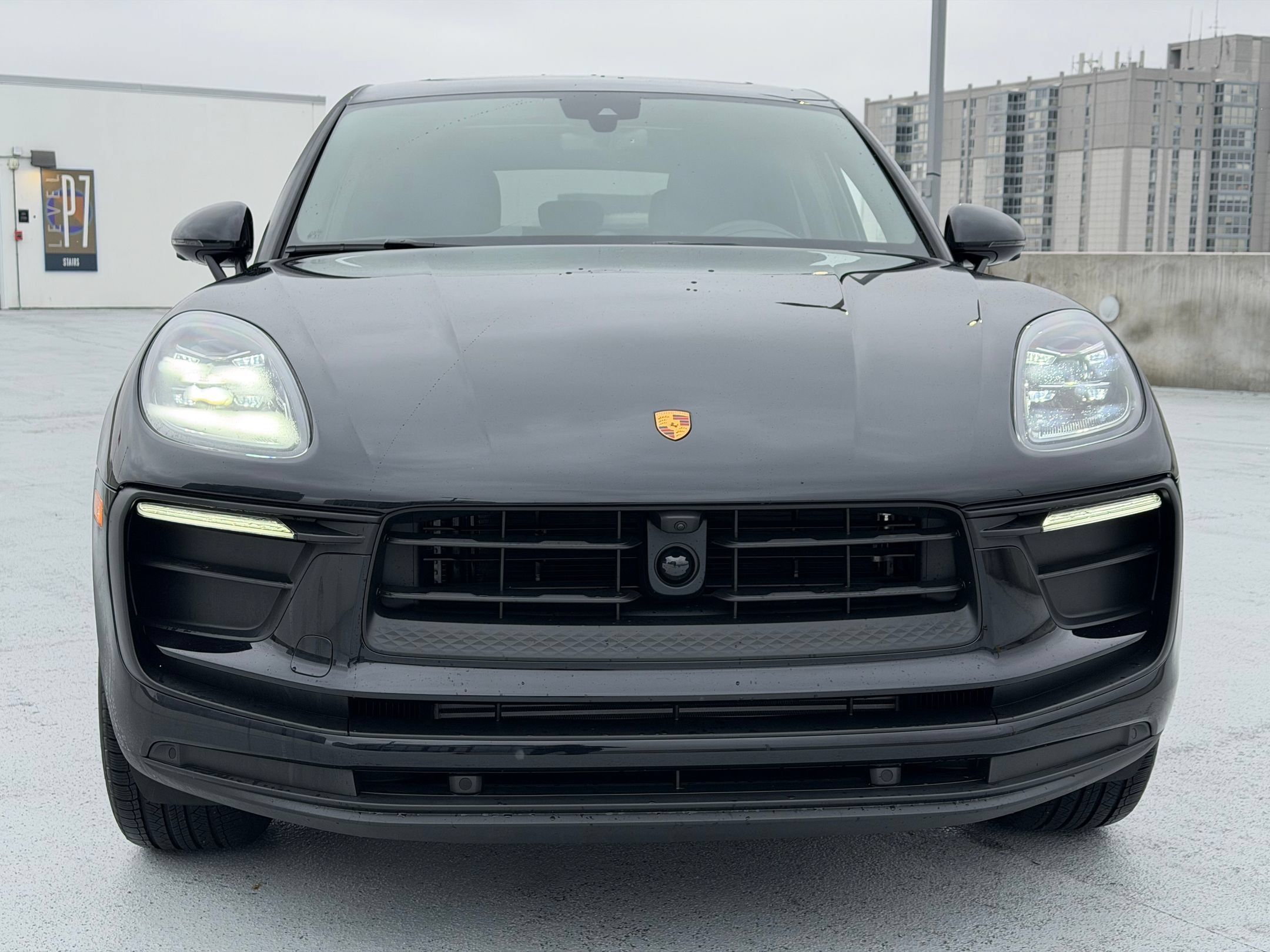 Certified 2026 Porsche Macan AWD/4WD image 10