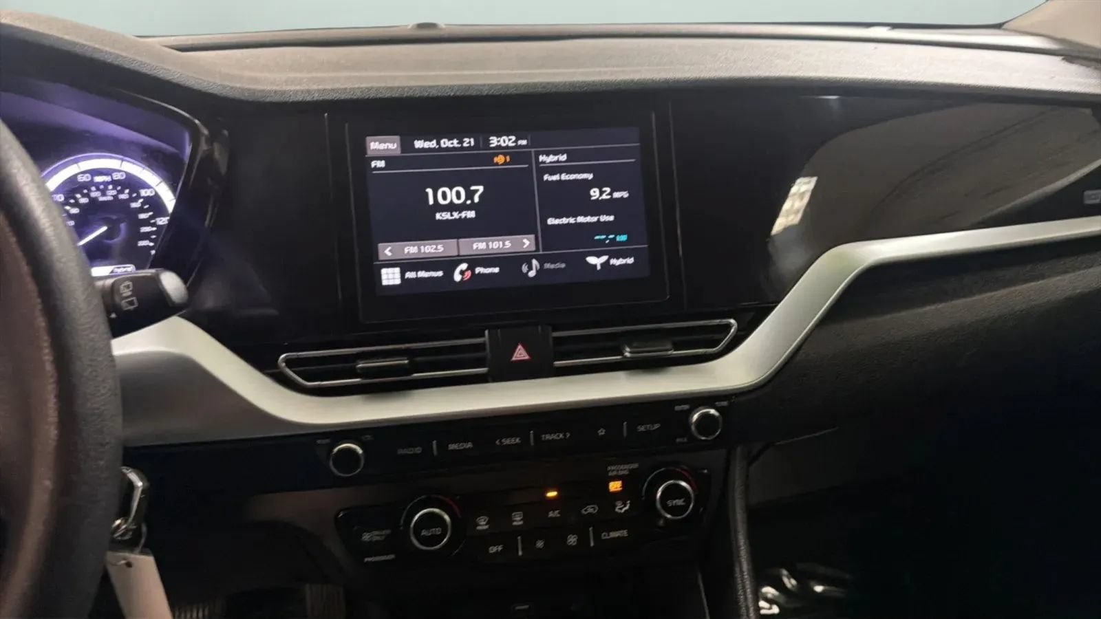 Used 2020 Kia Niro LX FWD image 14