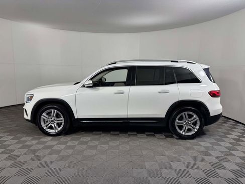 Used 2021 Mercedes-Benz GLB 250 4MATIC image 11