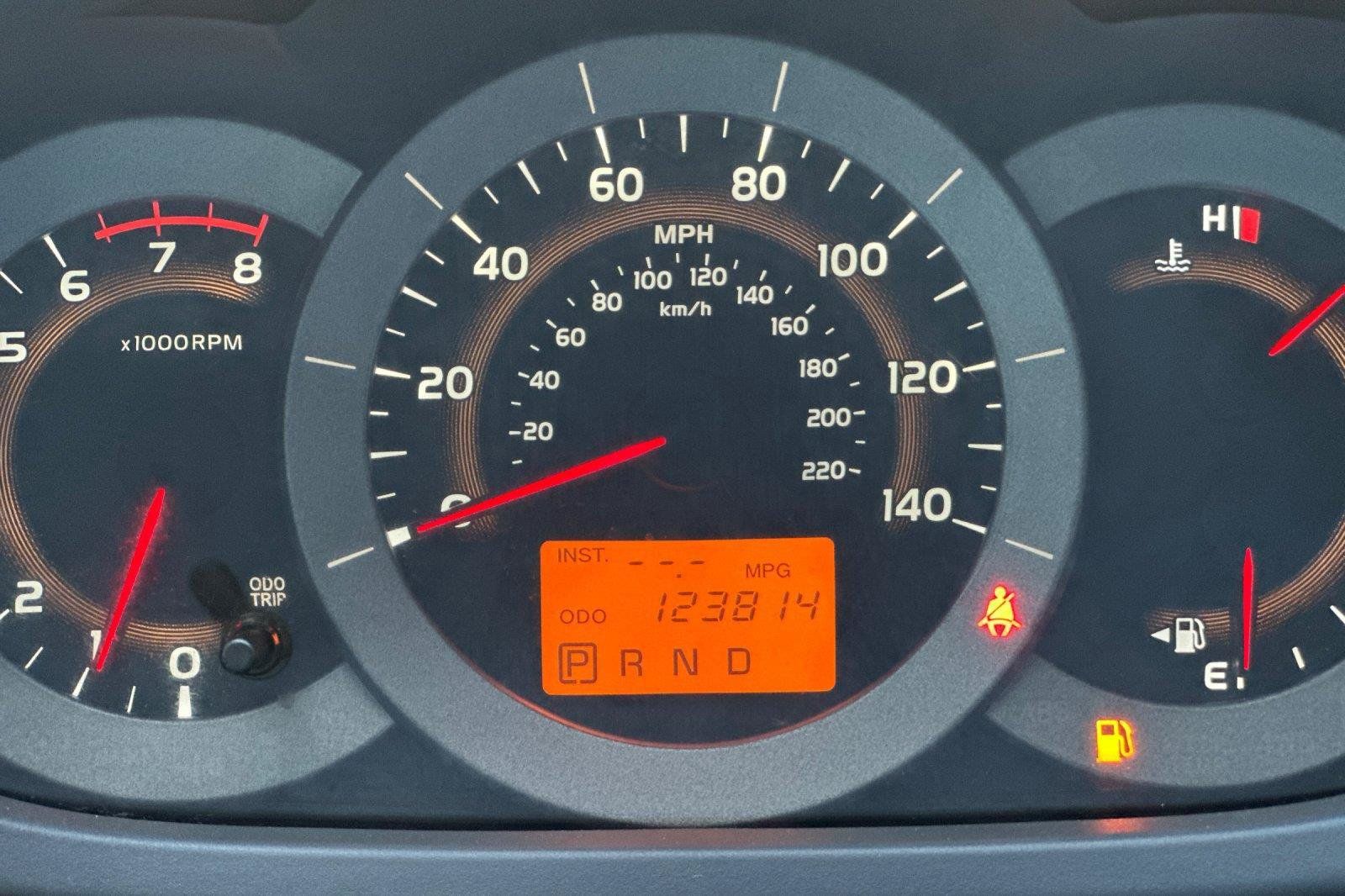 Used 2011 Toyota RAV4 4WD w/ Base L4 Extra Value Pkg image 24