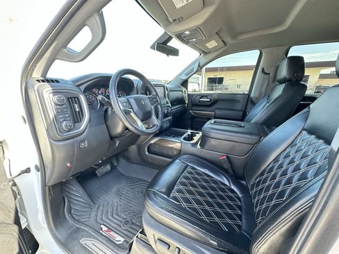 Used 2022 Chevrolet Silverado 1500 LT Trail Boss w/ Safety Package AWD/4WD image 10