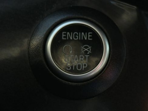 Used 2017 Ford Escape Titanium FWD image 28