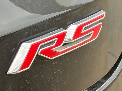Used 2024 Chevrolet Trax RS w/ Sunroof Package FWD image 9