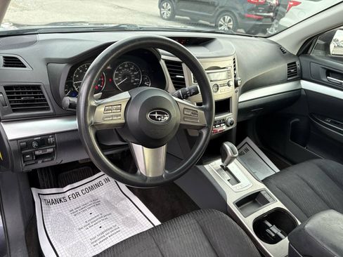 Used 2011 Subaru Outback 2.5i AWD/4WD image 18