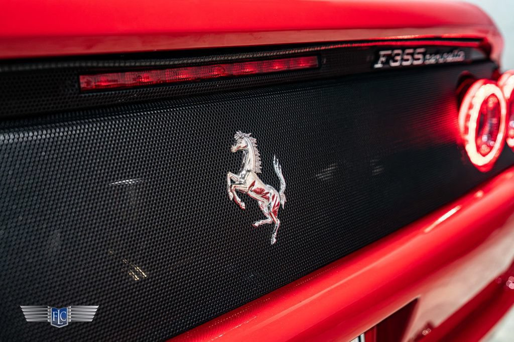 Used 1995 Ferrari F355 Berlinetta RWD image 32