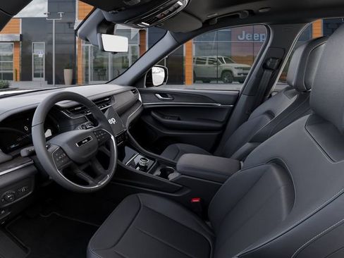 New 2025 Jeep Grand Cherokee L Limited w/ Luxury Tech Group II AWD/4WD image 22