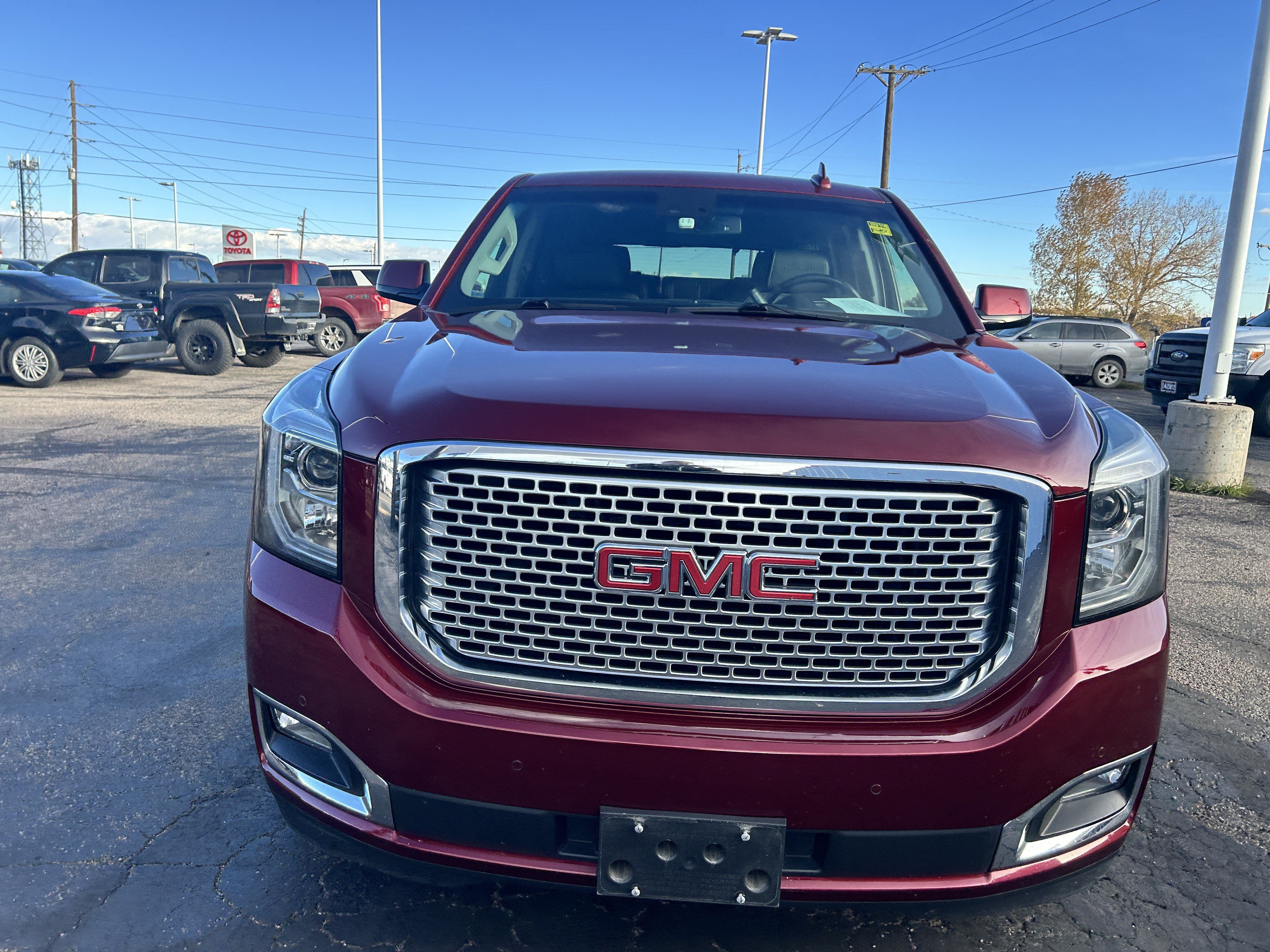 Used 2016 GMC Yukon Denali w/ Open Road Package AWD/4WD image 8