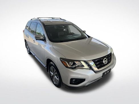 Used 2020 Nissan Pathfinder SL w/ Cargo Package AWD/4WD image 36