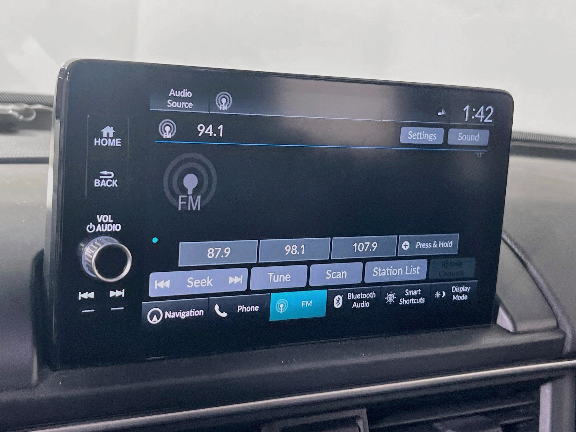 Used 2023 Honda Pilot Touring image 15