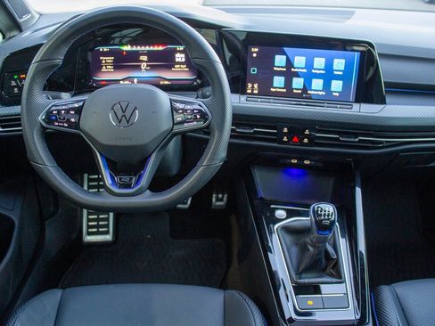 Used 2024 Volkswagen Golf R image 13