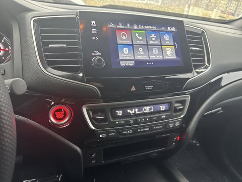 Used 2025 Honda Passport Black Edition image 20