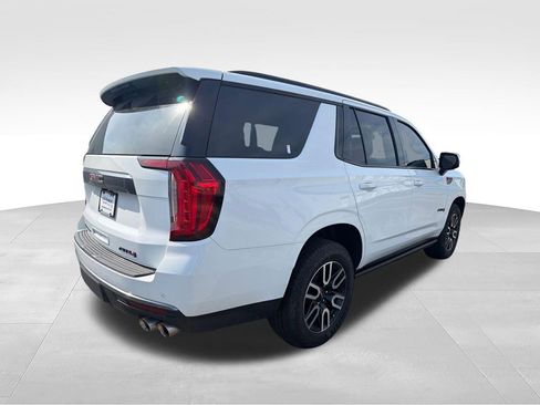 Used 2023 GMC Yukon AT4 w/ AT4 Premium Package AWD/4WD image 6