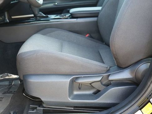 Used 2025 Toyota Camry LE image 11