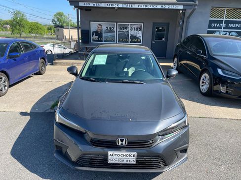 Used 2023 Honda Civic LX image 4
