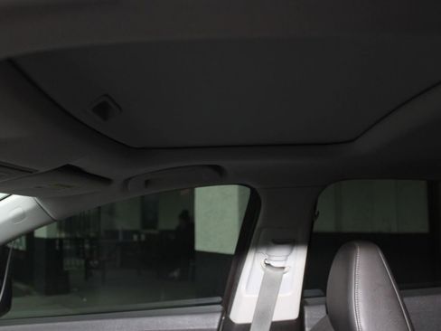 Used 2016 Acura TLX image 19