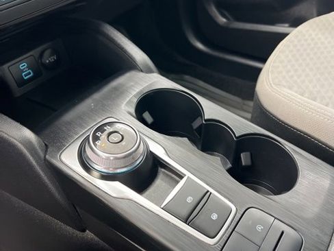 Used 2022 Ford Escape SE image 14