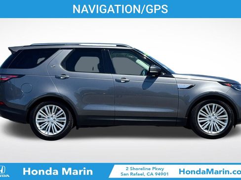 Used 2017 Land Rover Discovery HSE Luxury AWD/4WD image 3