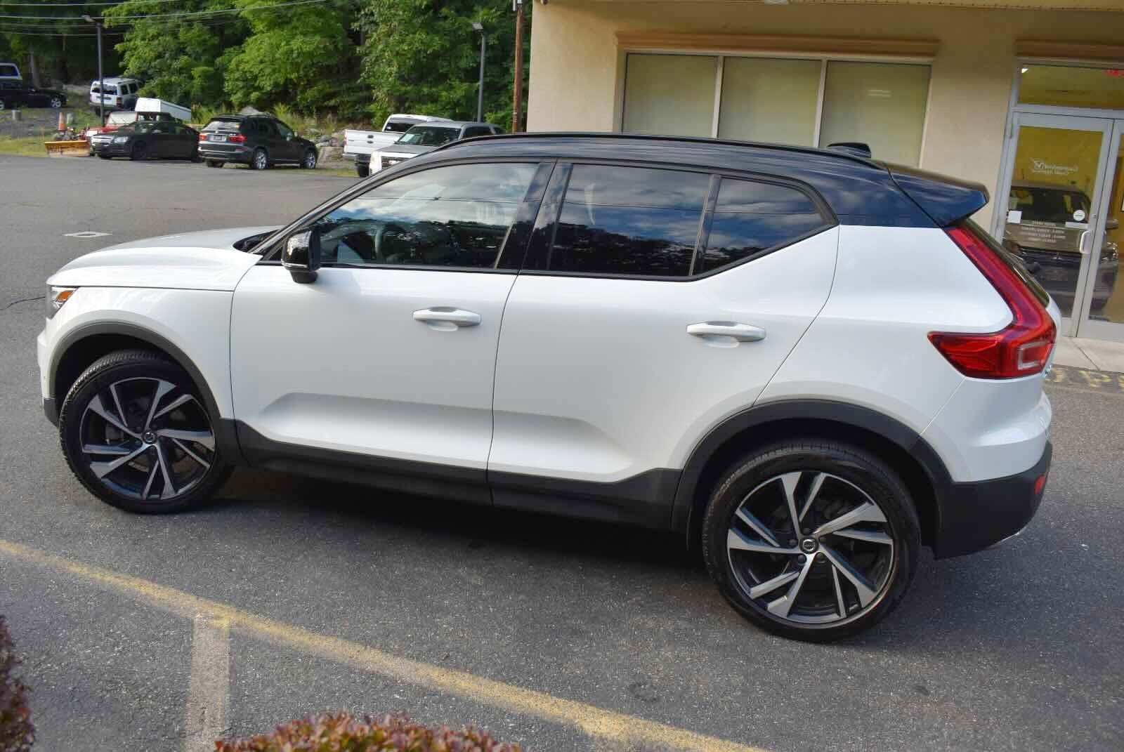 Used 2019 Volvo XC40 T5 R-Design AWD/4WD image 7